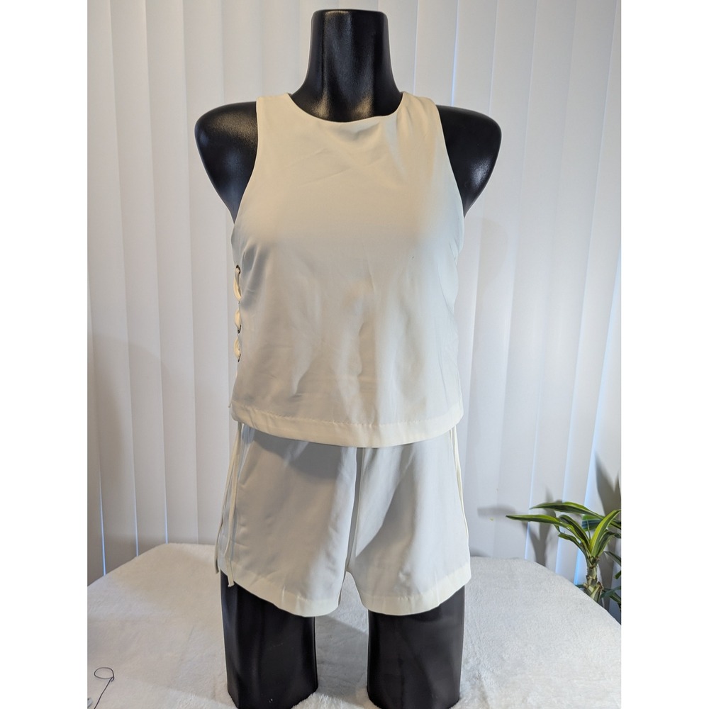 Alythea 2 Piece Shorts Set Womens S Cream Good Lace Up Side Crop Top